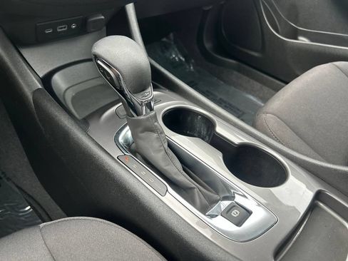 Used 2023 Chevrolet Malibu LS FWD image 31