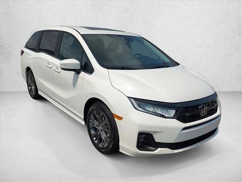 New 2026 Honda Odyssey Touring image 6