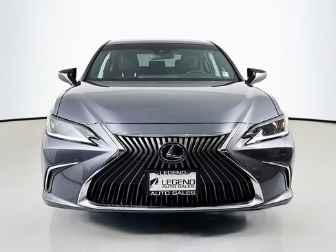 Used 2021 Lexus ES 300h w/ Accessory Package 2 FWD image 2