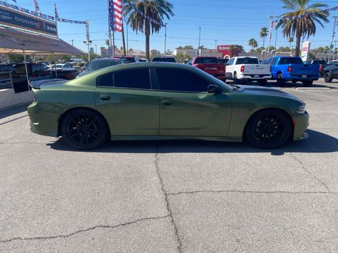 Used 2023 Dodge Charger R/T RWD image 5