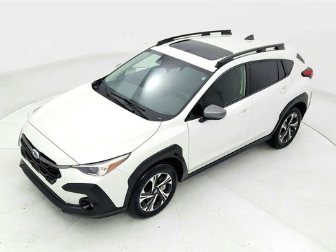 Used 2025 Subaru Crosstrek 2.0i Premium AWD/4WD image 13