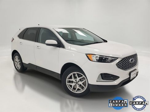 Used 2023 Ford Edge SEL image 1
