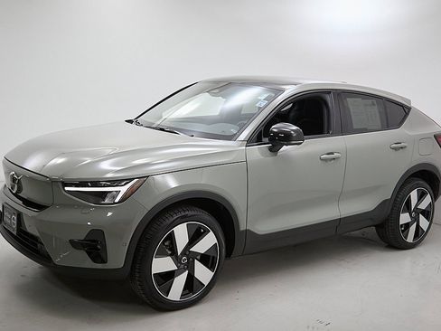 Certified 2023 Volvo C40 P8 Recharge Ultimate image 6