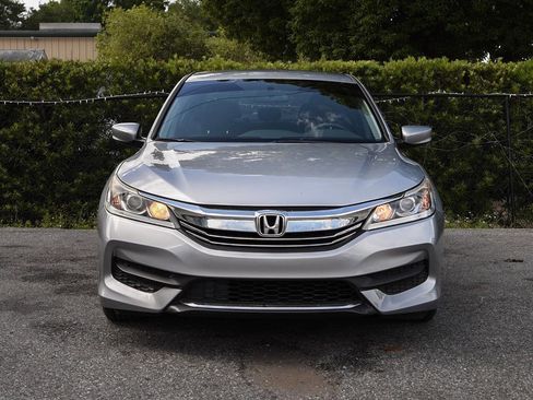 Used 2017 Honda Accord LX image 5