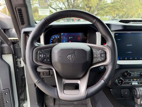 Used 2024 Ford Bronco Heritage Edition image 10