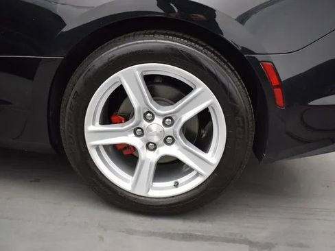 Used 2023 Chevrolet Camaro LT RWD image 31