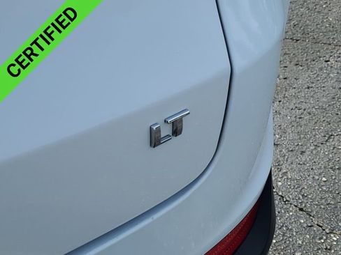 Certified 2025 Chevrolet TrailBlazer LT AWD/4WD image 30