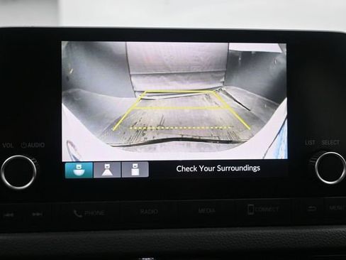 Used 2023 Honda Civic Sport image 19