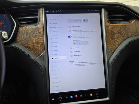 Used 2019 Tesla Model S Long Range image 48