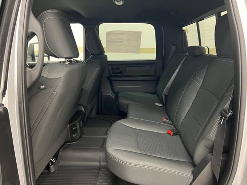 New 2026 RAM 2500 Tradesman AWD/4WD image 12