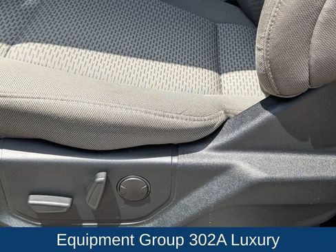 Used 2019 Ford F150 XLT w/ Equipment Group 302A Luxury AWD/4WD image 12