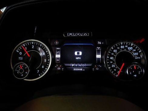 Used 2020 RAM 3500 Laramie AWD/4WD image 17