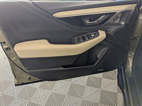 Used 2023 Subaru Outback Limited image 10