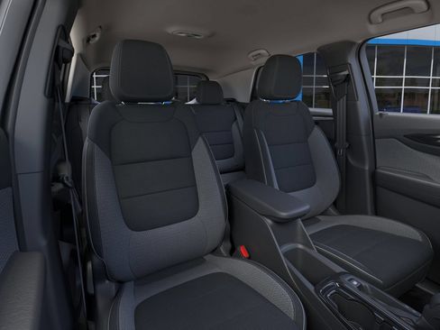 New 2026 Chevrolet TrailBlazer LT w/ Driver Confidence Package FWD image 40