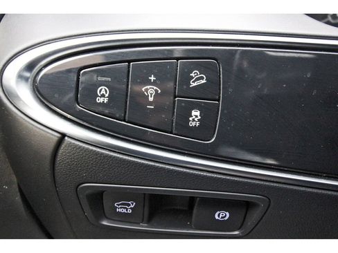 Used 2025 Genesis GV70 2.5T AWD/4WD image 22