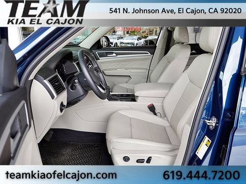Used 2023 Volkswagen Atlas SE w/ Panoramic Sunroof Package FWD image 15