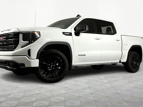 New 2026 GMC Sierra 1500 Elevation image 1