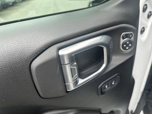 New 2024 Jeep Wrangler Unlimited Sport image 16