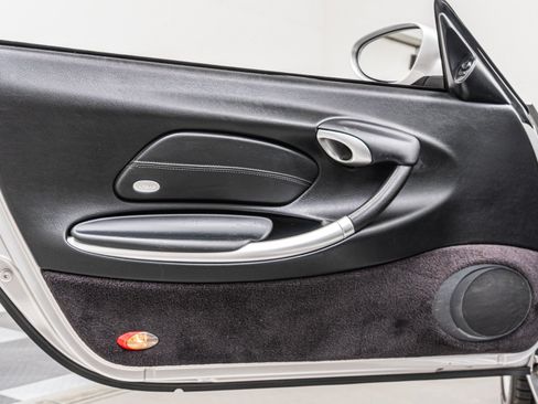 Used 2000 Porsche Boxster S RWD image 41