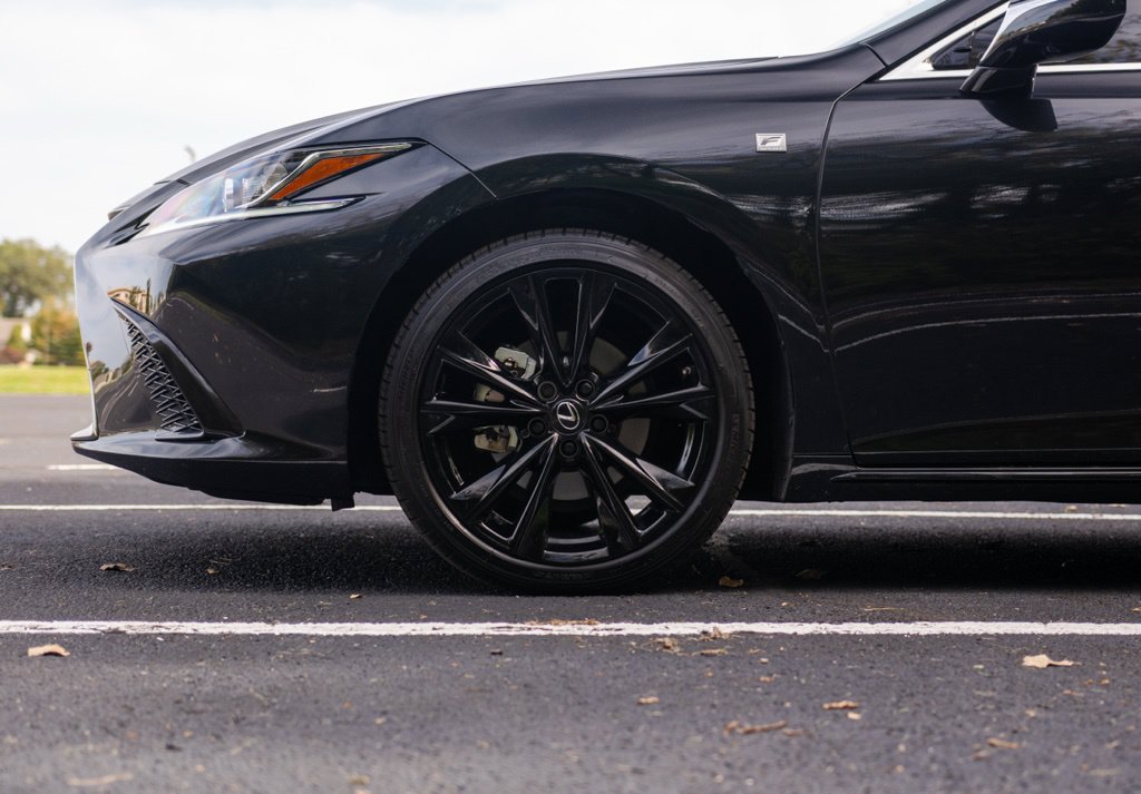 Used 2025 Lexus ES 350 F Sport FWD image 3