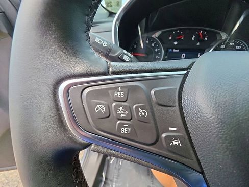 Used 2023 Chevrolet Equinox LT AWD/4WD image 17