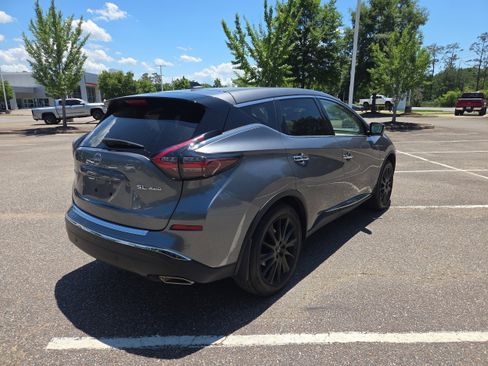 Used 2024 Nissan Murano SL AWD/4WD image 3