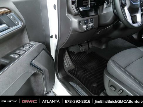 Used 2025 GMC Sierra 1500 Elevation AWD/4WD image 7