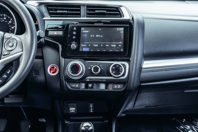 Used 2018 Honda Fit EX image 16