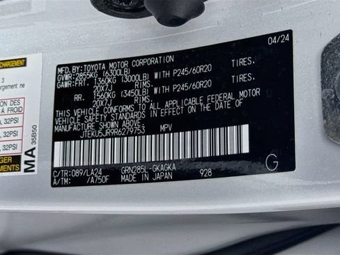 Certified 2024 Toyota 4Runner Limited AWD/4WD image 35