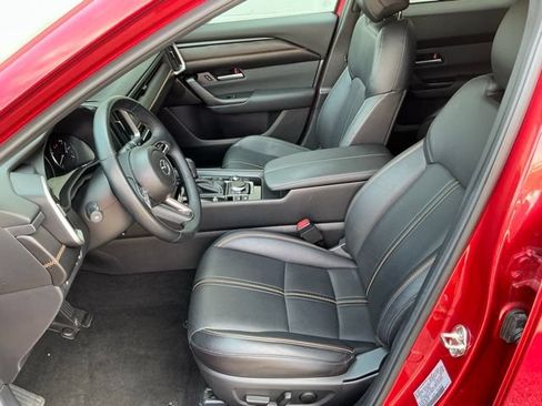 Used 2025 MAZDA CX-50 AWD 2.5 Hybrid w/ Premium Pkg image 14