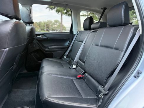 Used 2015 Subaru Forester 2.5i Touring AWD/4WD image 16