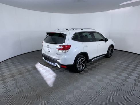 Used 2023 Subaru Forester Touring image 8