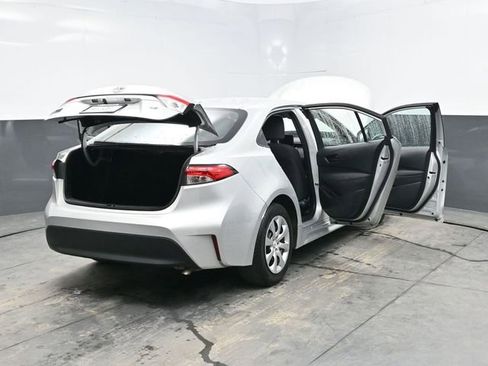 Used 2023 Toyota Corolla LE FWD image 47
