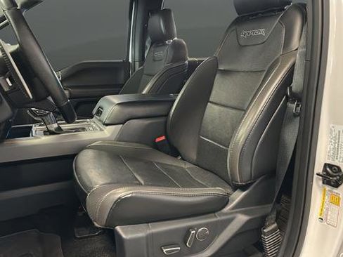 Used 2019 Ford F150 Raptor w/ Equipment Group 802A Luxury AWD/4WD image 9
