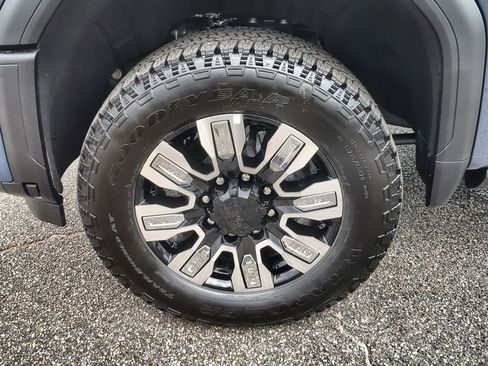 New 2025 GMC Sierra 2500 Denali w/ Denali Reserve Package image 34