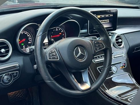 Used 2018 Mercedes-Benz C 300 4MATIC Sedan image 14