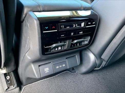 New 2026 Acura MDX SH-AWD image 20