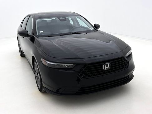 Used 2024 Honda Accord EX image 3