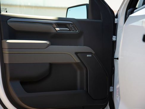 New 2026 Chevrolet Silverado 1500 ZR2 w/ Dark Appearance Package AWD/4WD image 10