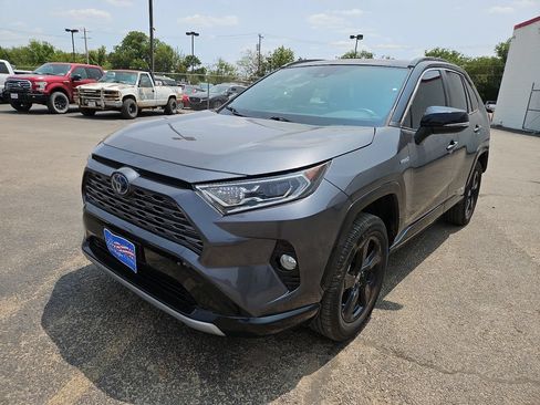 Used 2021 Toyota RAV4 XSE AWD/4WD image 4