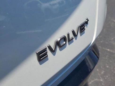 Used 2024 Nissan Ariya FWD image 7