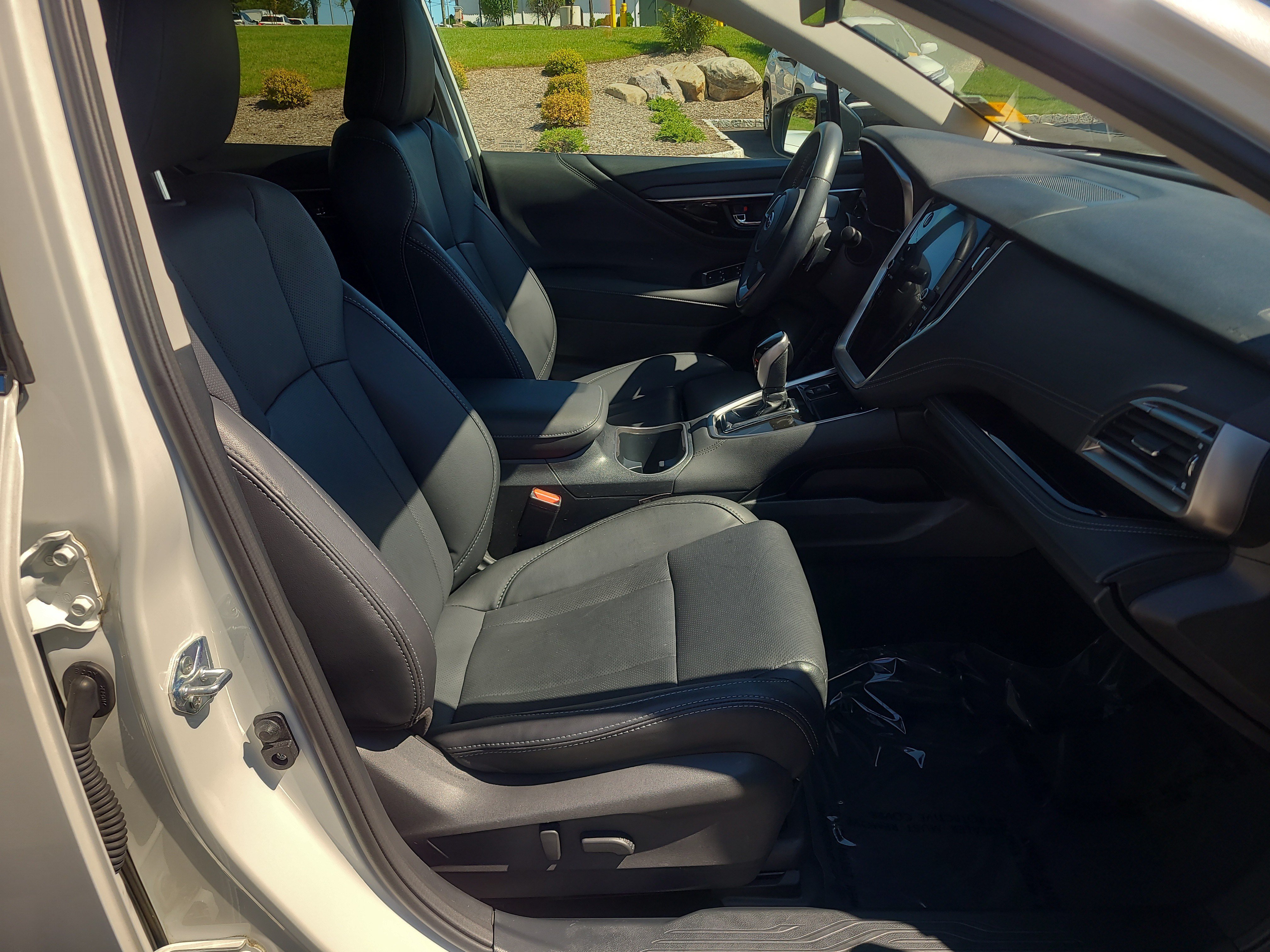 Used 2023 Subaru Outback Limited AWD/4WD image 17