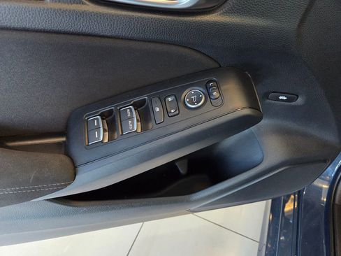 Certified 2025 Honda Civic Sport image 10