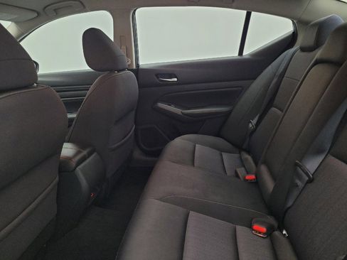 Used 2019 Nissan Altima 2.5 S FWD image 18