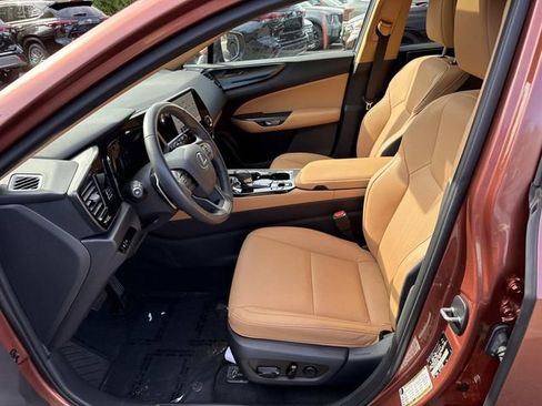 Used 2025 Lexus NX 250 AWD w/ Accessory Package (2T) image 14