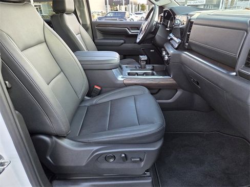 Used 2024 GMC Sierra 1500 SLT w/ SLT Premium Plus Package image 14