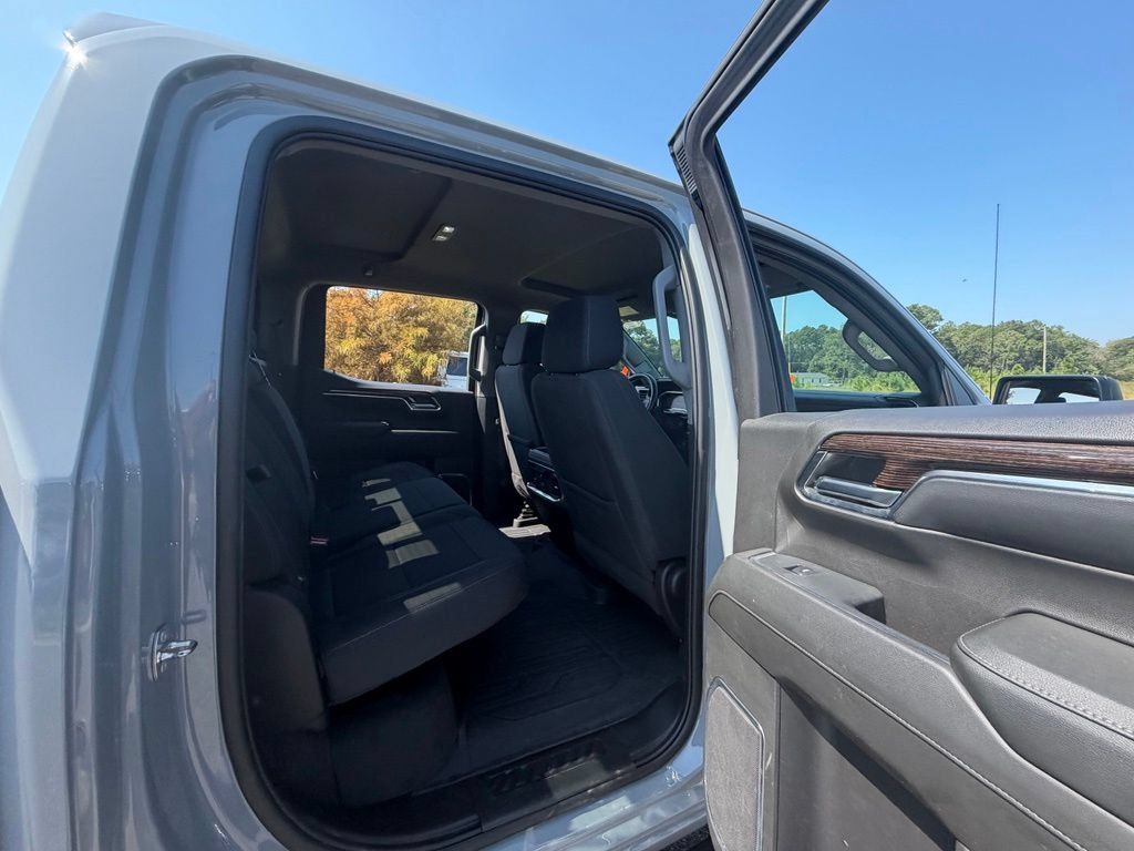 Used 2024 GMC Sierra 1500 Elevation w/ Preferred Package AWD/4WD image 39