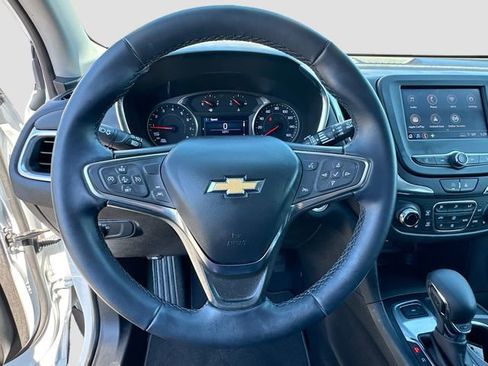 Used 2024 Chevrolet Equinox LT AWD/4WD image 13