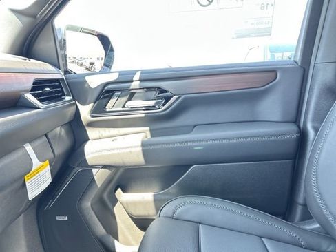 New 2026 GMC Yukon Denali AWD/4WD image 47