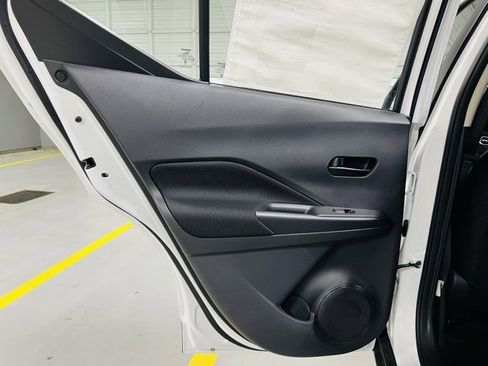 New 2025 Nissan Kicks Play S image 23